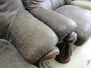 沙發修理前皮革龜裂